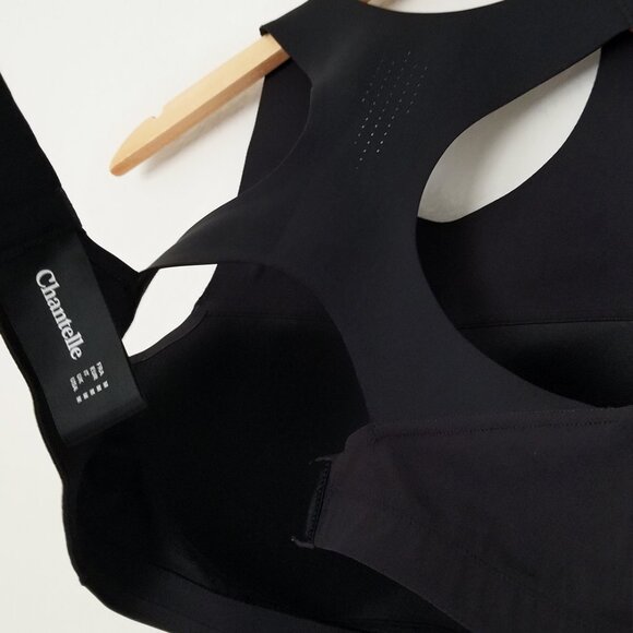 Chantelle High Neck Wireless Low Impact Sports Bra Black Size M Active Comfy $72 - Picture 11 of 16